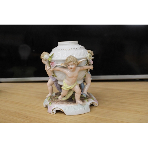 23A - A MEISSEN STYLE PORCELAIN OIL LAMP BASE IN THE FORM OF CHERUBS