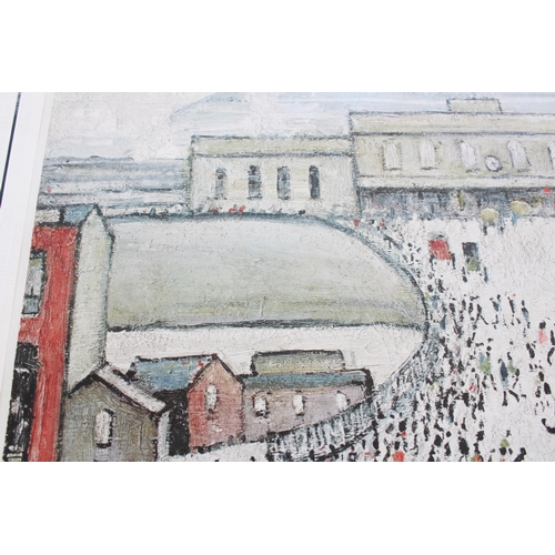 50 - * LAURENCE STEPHEN LOWRY (BRITISH 1887-1976) 'STATION APPROACH' SIGNED PRINT, BEARS MEDICI SOCIETY B... 