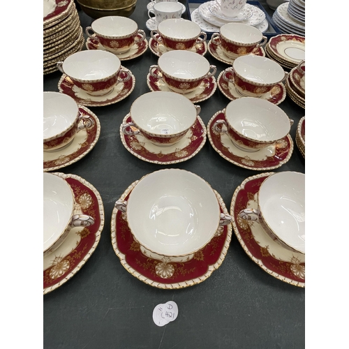 86 - AN EIGHTY EIGHT PIECE ROYAL WORCESTER HATFIELD RED DINNER SERVICE GOLD SHELLS AND LEAVES WITH A RED ... 