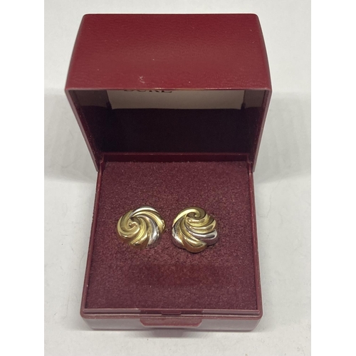 613 - A PAIR OF 9 CARAT GOLD EARRINGS IN A PRESENTATION BOX