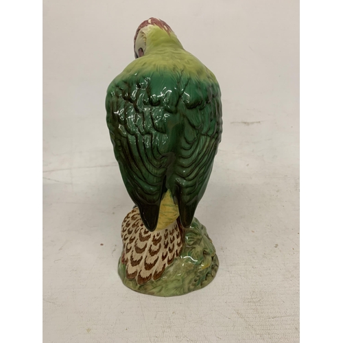 751 - A BESWICK GREEN WOODPECKER IN A GLOSS FINISH No 1218