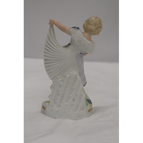 980 - A BISQUE FIGURE OF A YOUNG LADY, MARKED TO THE BASE