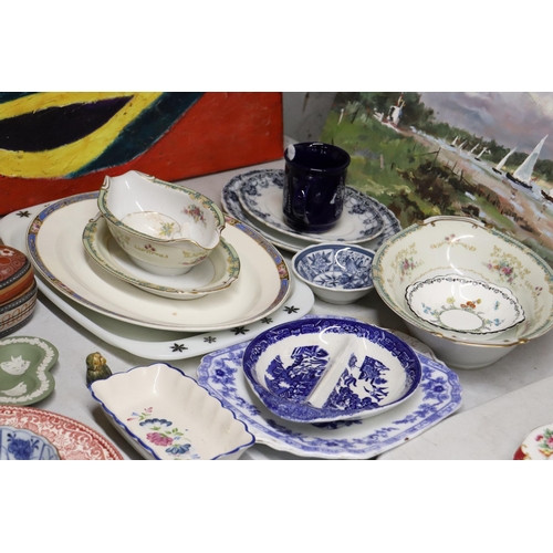 1156 - A LARGE MIXED LOT TO INCLUDE WEDGEWOOD, FUJI CHINA, WADE ETC