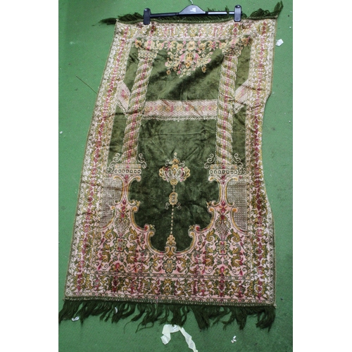 1238 - A VINTAGE OLIVE GREEN PATTERNED WALL HANGING, APPROX 60CM X 96CM