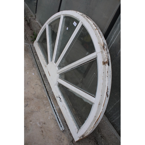 1506 - A VINTAGE WOODEN FRAMED FAN LIGHT WINDOW