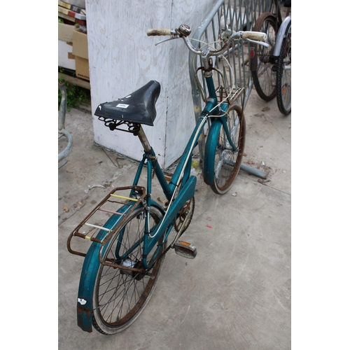 1946 - A RETRO LADIES SHOPPER BIKE