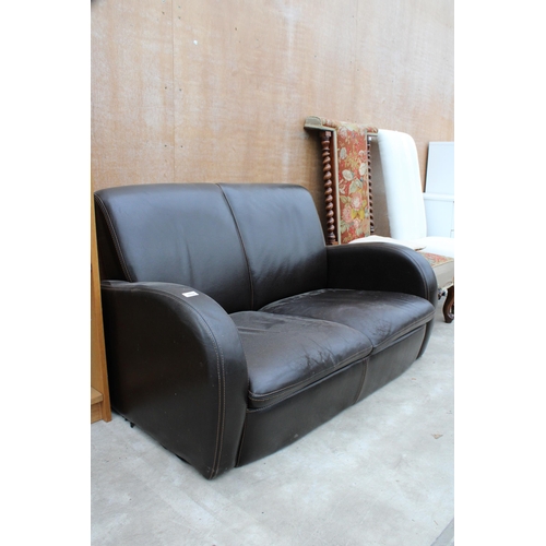 3054 - AN OTIUM (ITALY) LEATHER TWO SEATER SETTEE