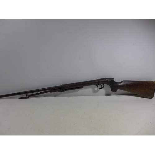 347 - A LINCOLN .177 CALIBRE AIR RIFLE, 49CM BARREL, SERIAL NUMBER 8772, LENGTH 111CM (A/F)