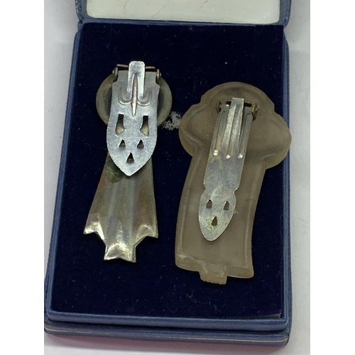 534 - TWO DECO CLIP BROOCHES