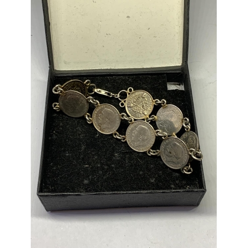 551 - A SILVER JOEY BRACELET IN A PRESENTATION BOX