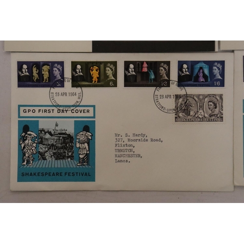 339 - A SELECTION OF GB PRE-DECIMAL PRESENTATION PACKS TO INCLUDE : SHAKESPEARE ( PLUS 2 FDC’S ), GEOGRAPH... 