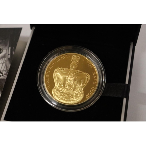 358 - THE ROYAL MINT  2013  .925 AG PLATED WITH FINE GOLD . WEIGHT IS 28.28 GRMS  THE 60TH ANNIVERSARY OF ... 