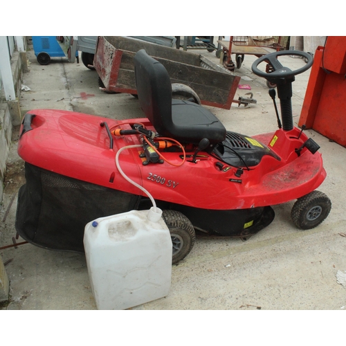 102 - HONDA RIDE ON MOWER  +  VAT