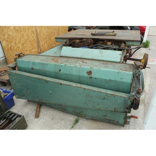 134 - WADKIN BURSGREEN PLANER THICKNESSER IN WORKING ORDER  NO VAT