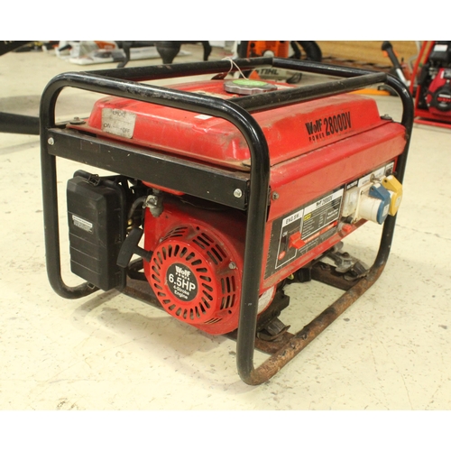 52 - WOLF 2800DV PETROL GENERATOR WITH 6.5HP ENGINE  NO VAT