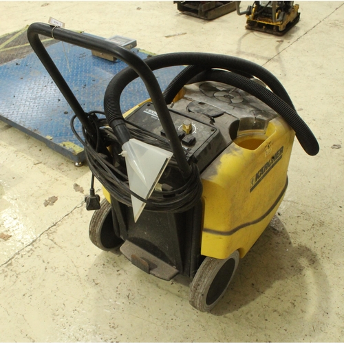 58 - KARCHER CARPET CLEANER  NO VAT