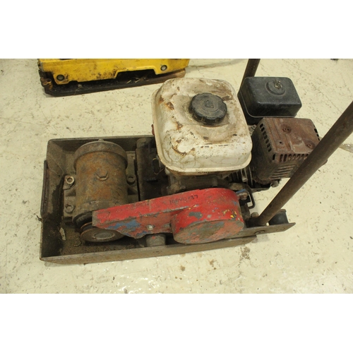 62 - WACKER PLATE WITH HONDA 4.0 ENGINE  NO VAT