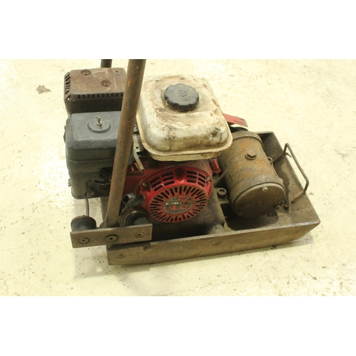 62 - WACKER PLATE WITH HONDA 4.0 ENGINE  NO VAT