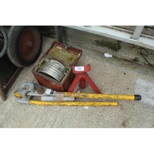 363 - PIPE BENDER AND AXLE STAND  NO VAT