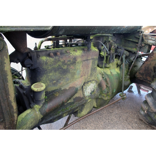 201 - FORDSON TRACTOR WIDE WING, RESTORATION PROJECT UNSURE OF MODEL AND YEAR, NO LOG BOOK AND NO KEYS.  S... 