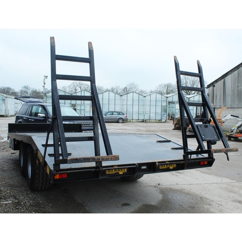 233 - 2023 HERBST BEAVER TAIL LOW LOADING TRAILER + VAT