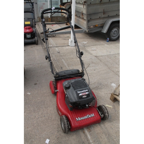 1494 - MOUNTFIELD LAWN MOWER WITH BRIGGS & STRATTON 480 ENGINE +  VAT