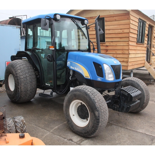 202 - NEW HOLLAND TN75 TRACTOR HX05JEJ FIRST REG 01/04/05 1045 HOURS ONE OWNER FROM NEW NO  VAT