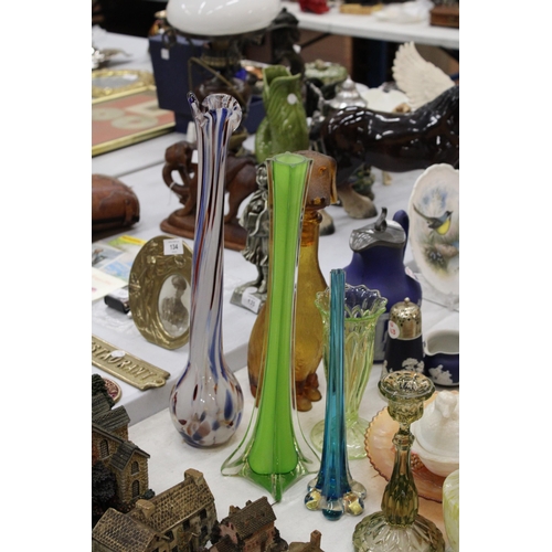 130 - A LARGE QUANTITY OF COLOURED GLASSWARE TO INCLUDE A DECANTER IN THE SHAPE OF A DOG, MURANO STYLE VAS... 