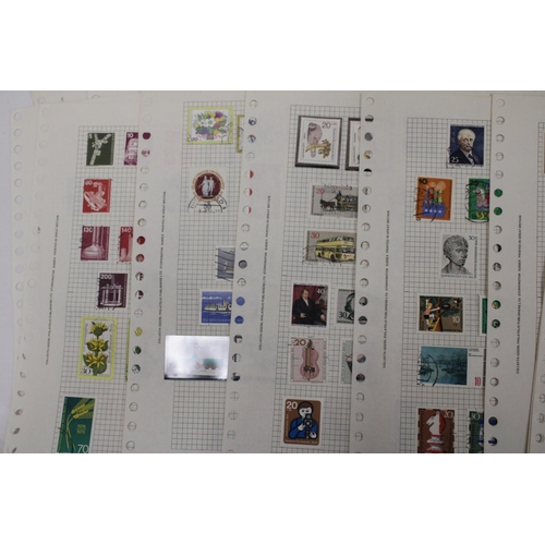 416 - A COLLECTION OF GERMAN STAMPS