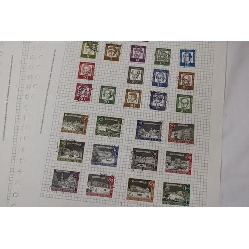 416 - A COLLECTION OF GERMAN STAMPS