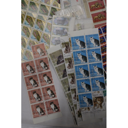 448 - A COLLECTION OF ANIMAL STAMPS