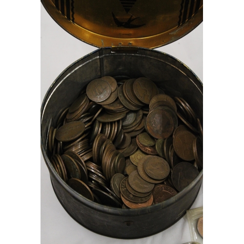 453 - A LARGE TIN OF BRITISH COINS