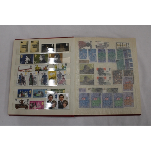 454 - A STAMP ALBUM CONTAINING A VARIETY OF STAMPS TO INCLUDE SHIPS, AIRCRAFT, CHRISTMAS, EUROPEAN COMMUNI... 