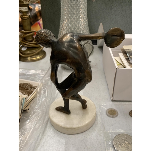 294 - A BRONZE MODEL OF A GREEK DISCUS THROWER, HEIGHT 19CM