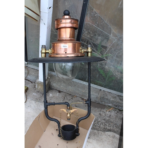 1513 - A LARGE VINTAGE COPPER AND CAST IRON GAS POWERED LAMP POST LIGHT FITTING