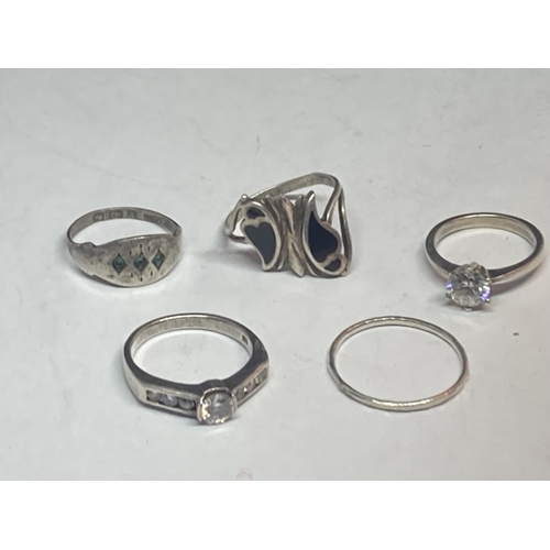 621 - FIVE SILVER RINGS