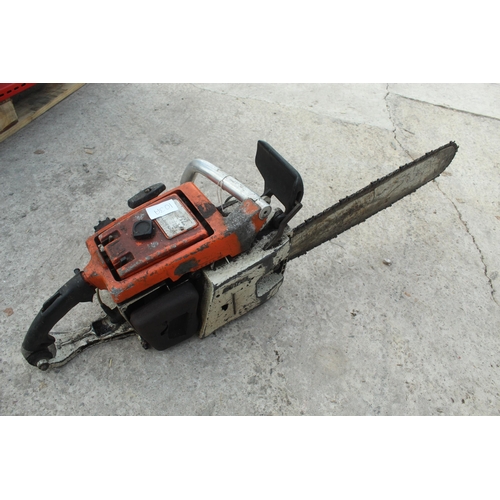 103A - STIHL CHAINSAW 20