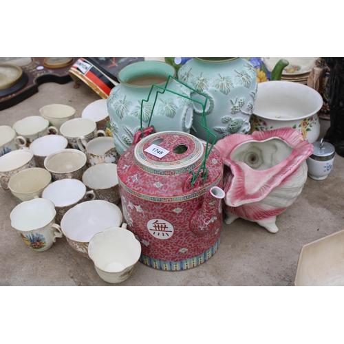 1745 - AN ASSORTMENT OF ITEMS TO INCLUDE A WEDGWOOD QUEENS WARE VASE, AN ORIENTAL STYLE TEAPOT AND CUPS ETC