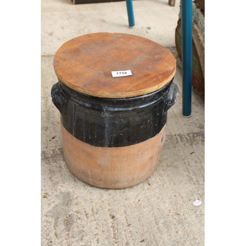 1758 - A LIDDED TERRACOTTA STORAGE POT