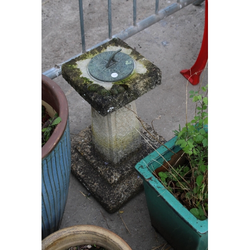 1794 - AN ASSORTMENT OF VARIOUS GARDEN POTS AND A CONCRETE SUN DIAL