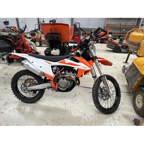 177 - 2019 KTM 250 SXF MOTORBIKE 158 HOURS PISTON & CAM CHAIN DONE 40 HOURS AGO. MAP SWITCH BUTTON, TRACTI... 