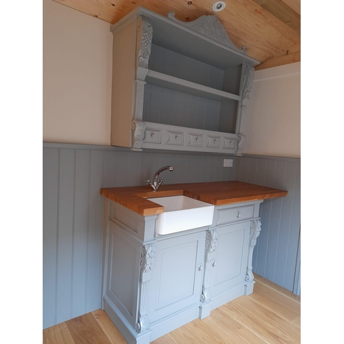 199 - A SHEPHERDS HUT - LUXURIOUS NEW HAND CRAFTED, FULLY FINISHED BUILT FOR ALL YEAR ROUND USE HEAVILY IN... 