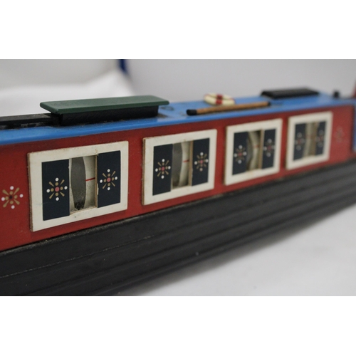 163 - A HANDBUILT AND HANDPAINTED CANAL BARGE, LENGTH 53CM, HEIGHT 9CM