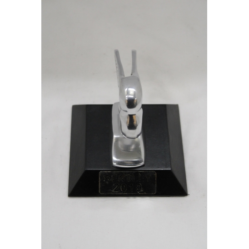 174 - A 2019, CHROME BENTLEY 'B' ON A BASE, HEIGHT APPROX 13CM