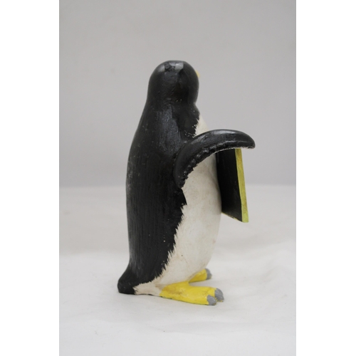 176 - A DRAUGHT GUINNESS PENGUIN, HEIGHT 21CM