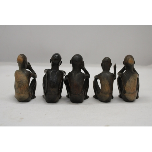 189 - A COLLECTION OF FIVE VINTAGE WOODEN AFRICAN FIGURES