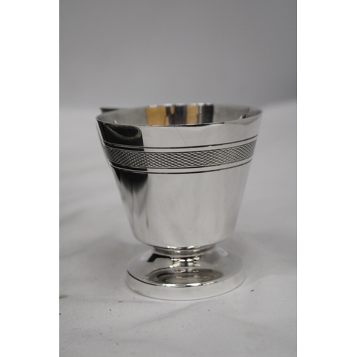 197 - A VINTAGE SILVER PLATED CHRISTENING CUP IN THE ORIGINAL PRESENTATION BOX