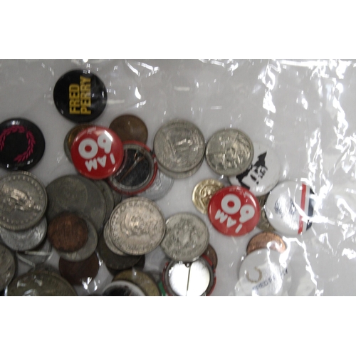 226 - A COLLECTION OF VINTAGE FOREIGN COINS AND BADGES