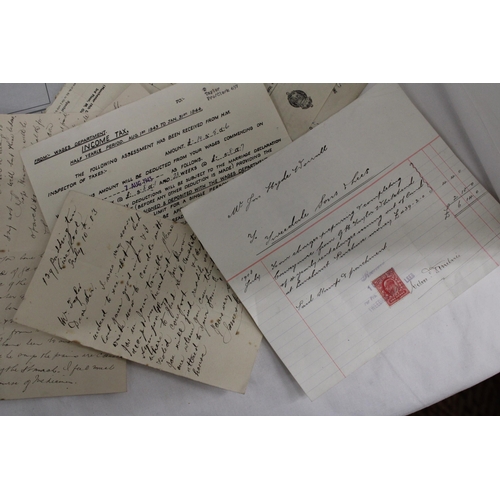 808 - A QUANTITY OF VINTAGE EPHEMERA TO INCLUDE RECEIPTS, LETTERS, ETC