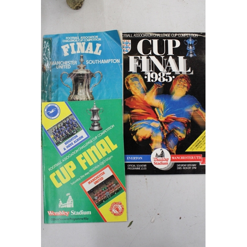 820 - FIVE MANCHESTER UNITED CUP FINAL PROGRAMMES